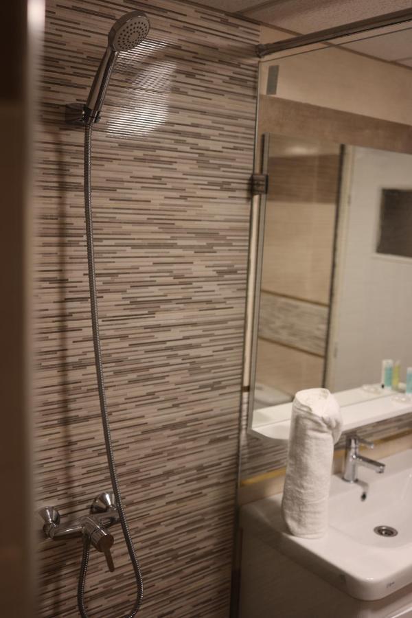 Hotel Des Lilas Oujda Ngoại thất bức ảnh