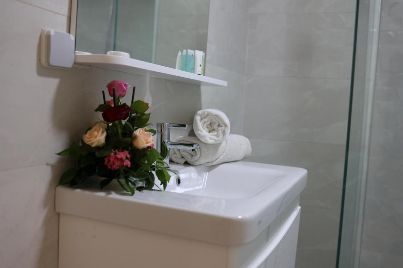 Hotel Des Lilas Oujda Ngoại thất bức ảnh