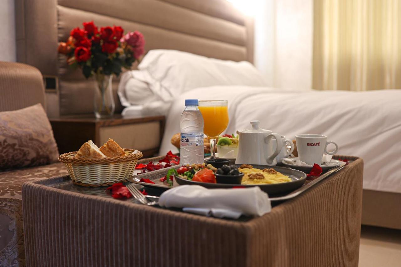 Hotel Des Lilas Oujda Ngoại thất bức ảnh