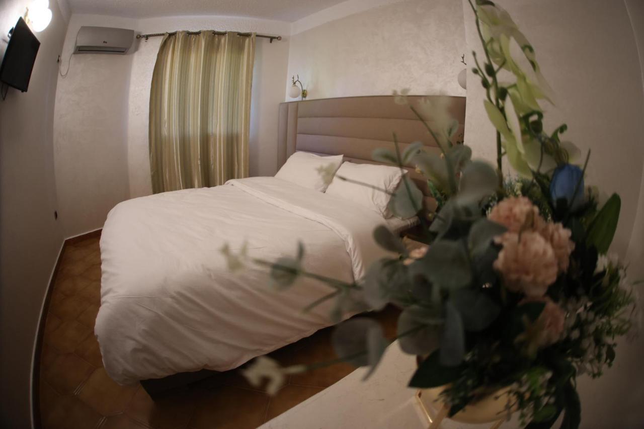 Hotel Des Lilas Oujda Ngoại thất bức ảnh